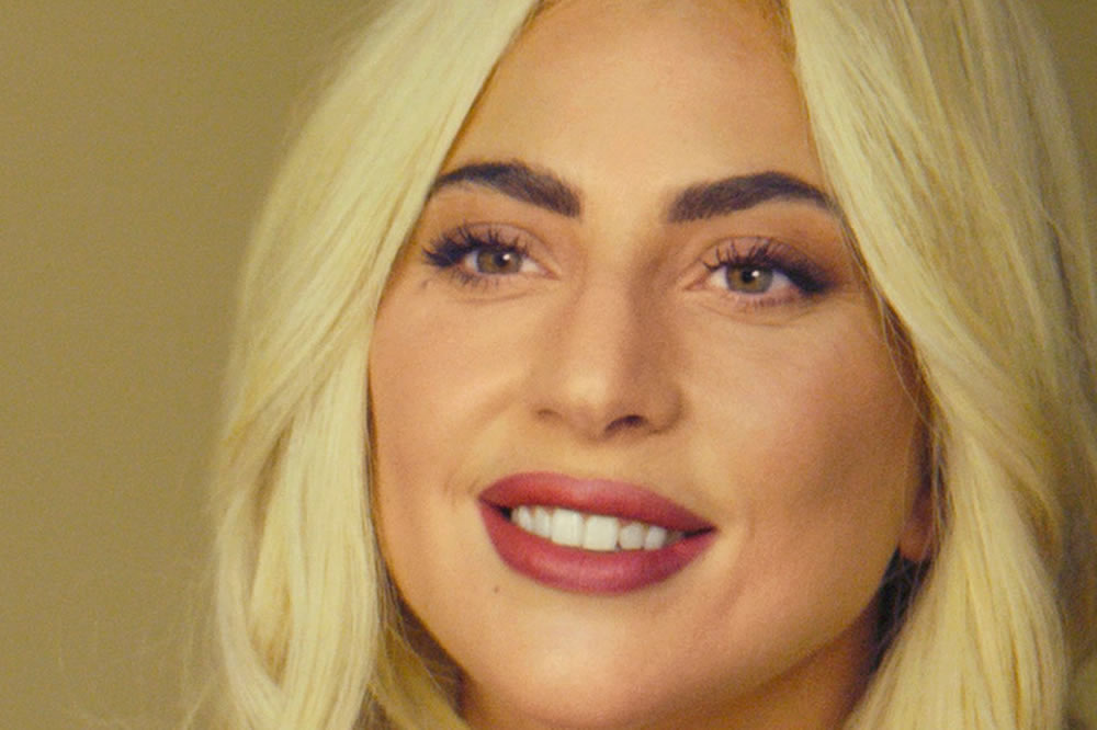 Lady Gaga shock: stuprata a 19 anni